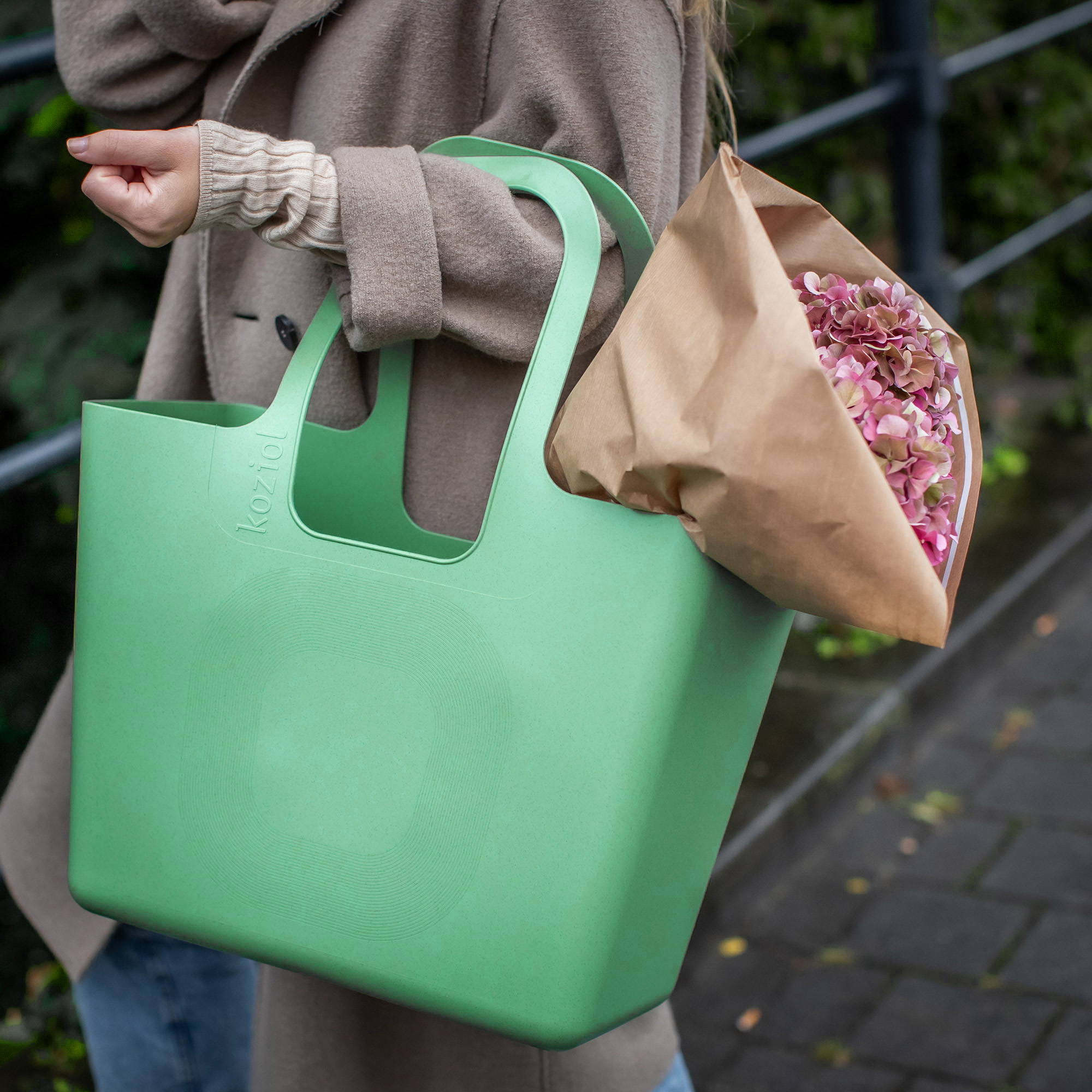 Shopper "Taschelino" - mid green, ca. 13x32,7x38,6 cm