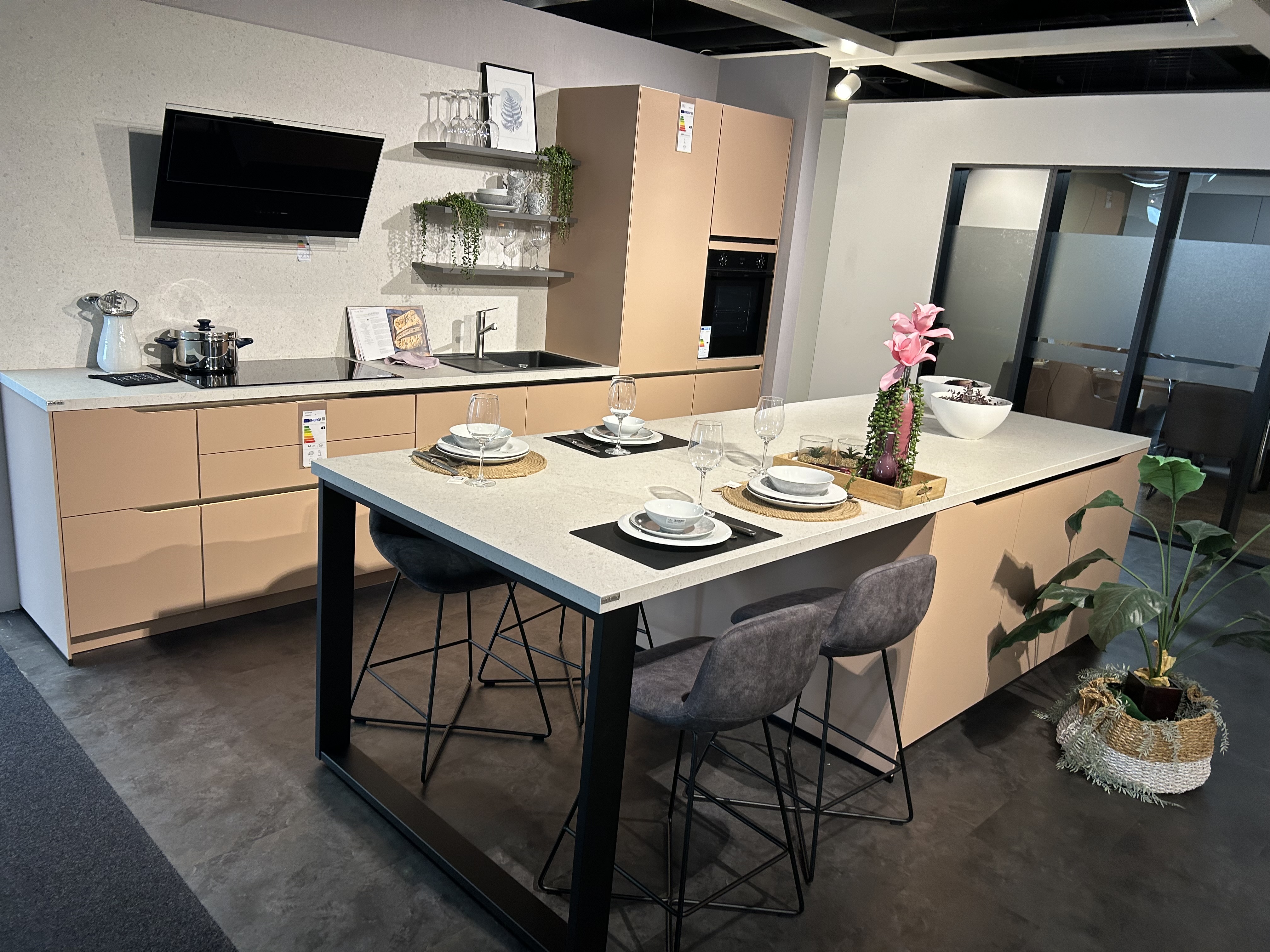 Musterküche 5307 - Premium, Made in Germany