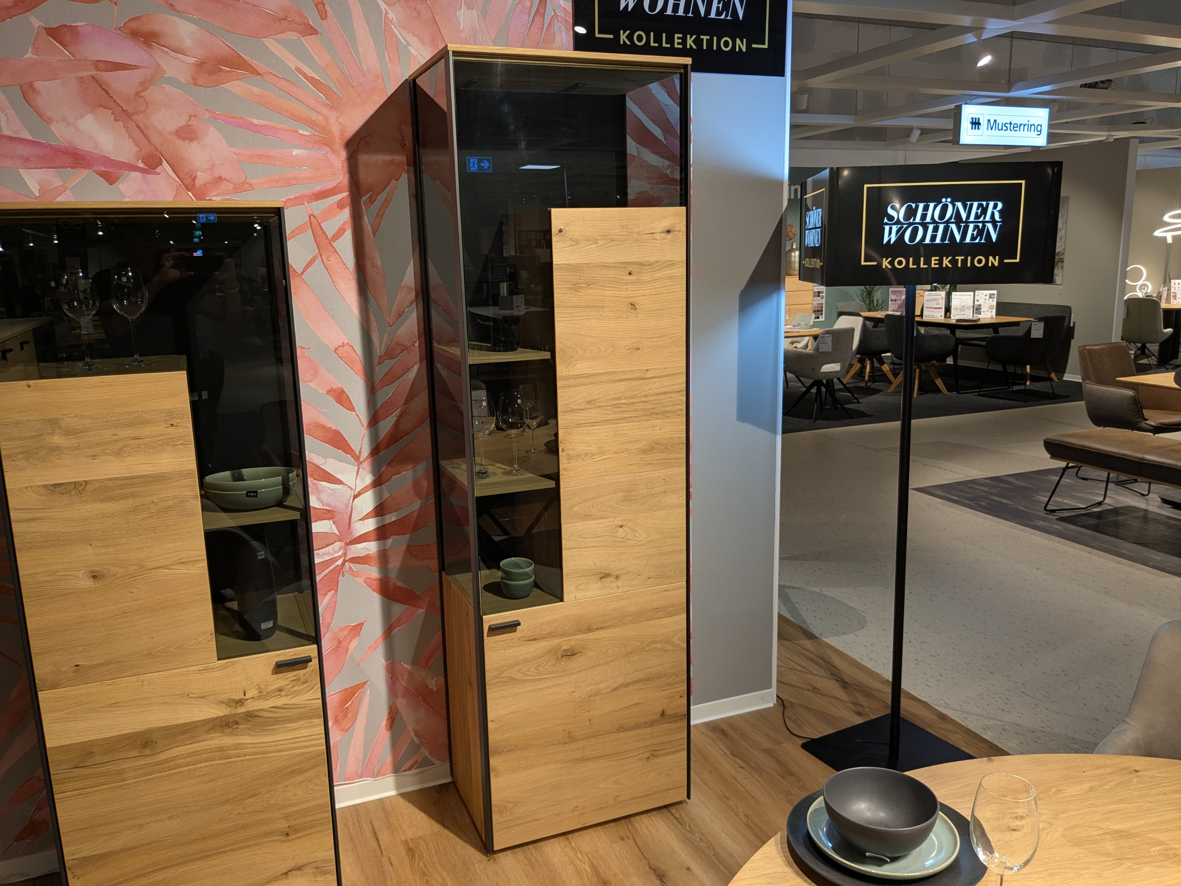 Vitrine rechts, Eiche rustico hell geölt - SW Andra