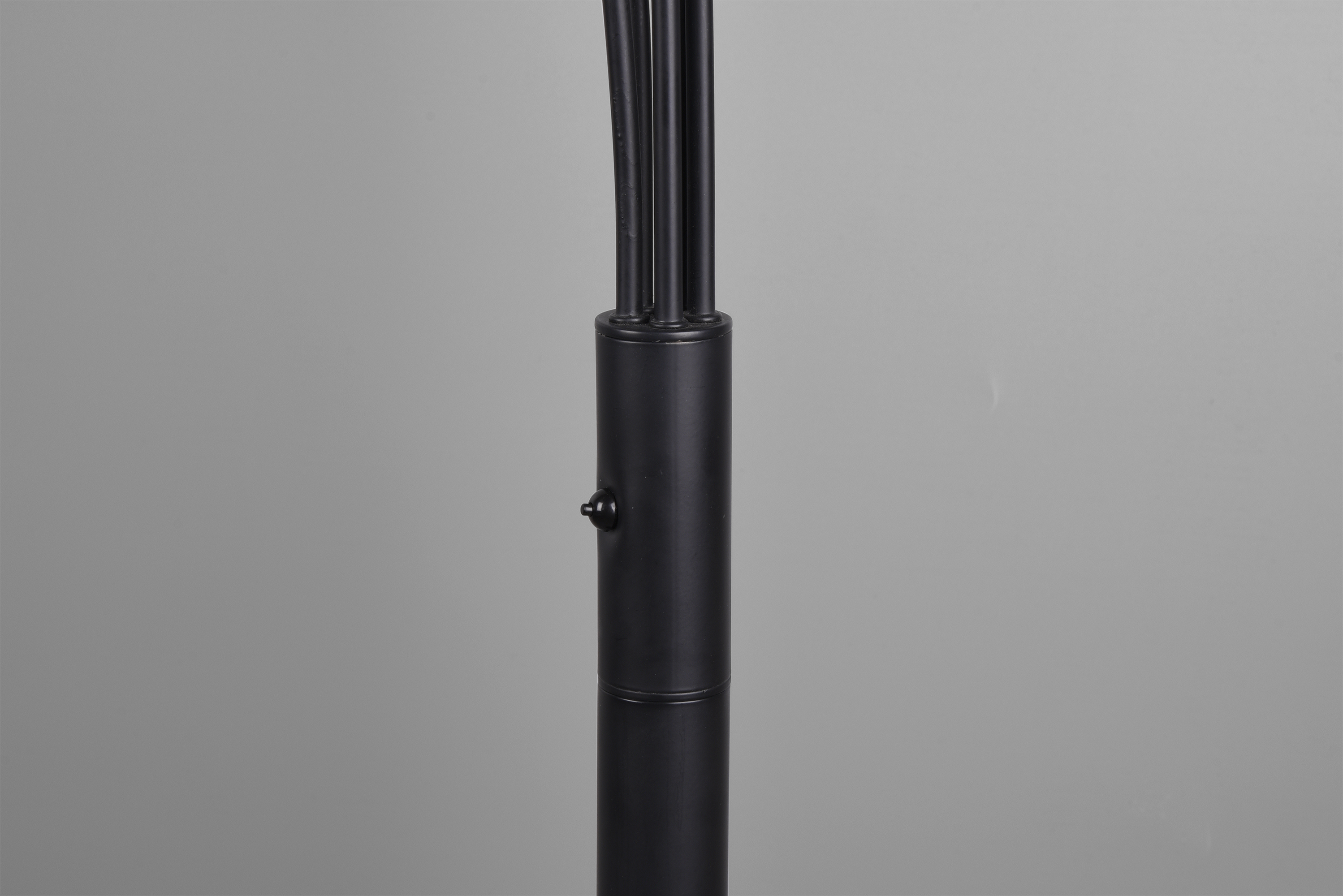 Stehleuchte Reed - 5flg., Metall/schwarz matt, ca.30,5 x 195,5cm