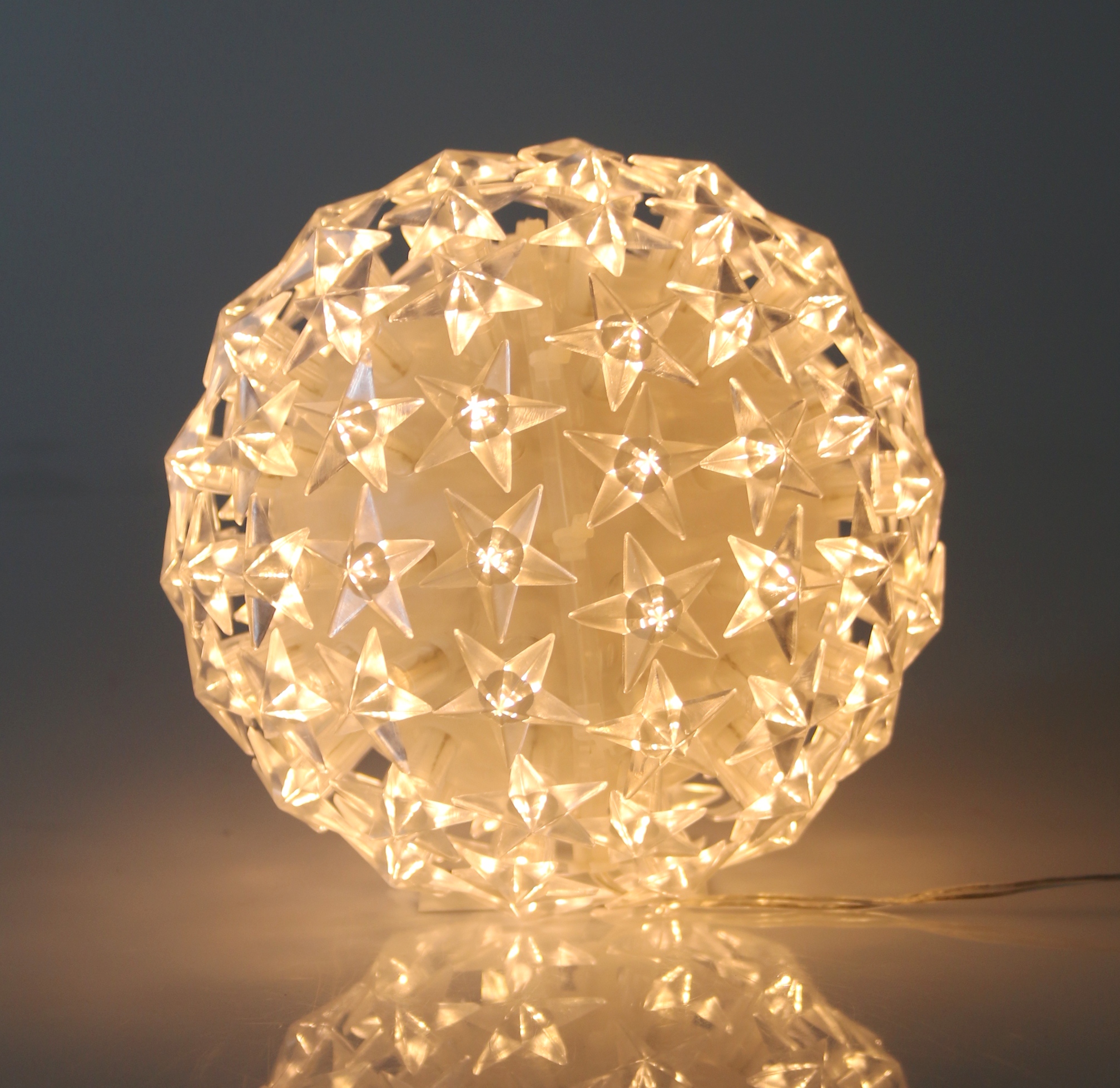 LED Kugel 100Lichter  - 15cm 8 Funktionen, IP 44 auch für aussen geeignet