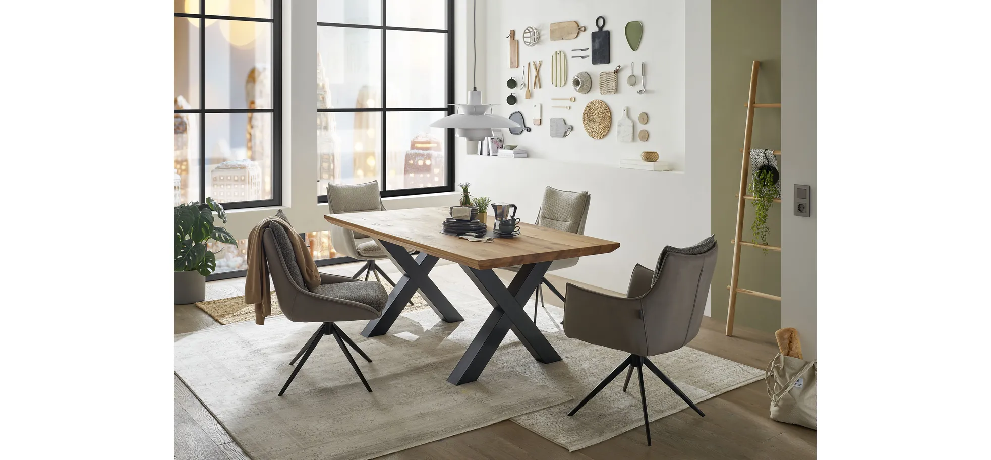 Stuhl, Bezug silber/Retrobliss, drehbar - Mandy