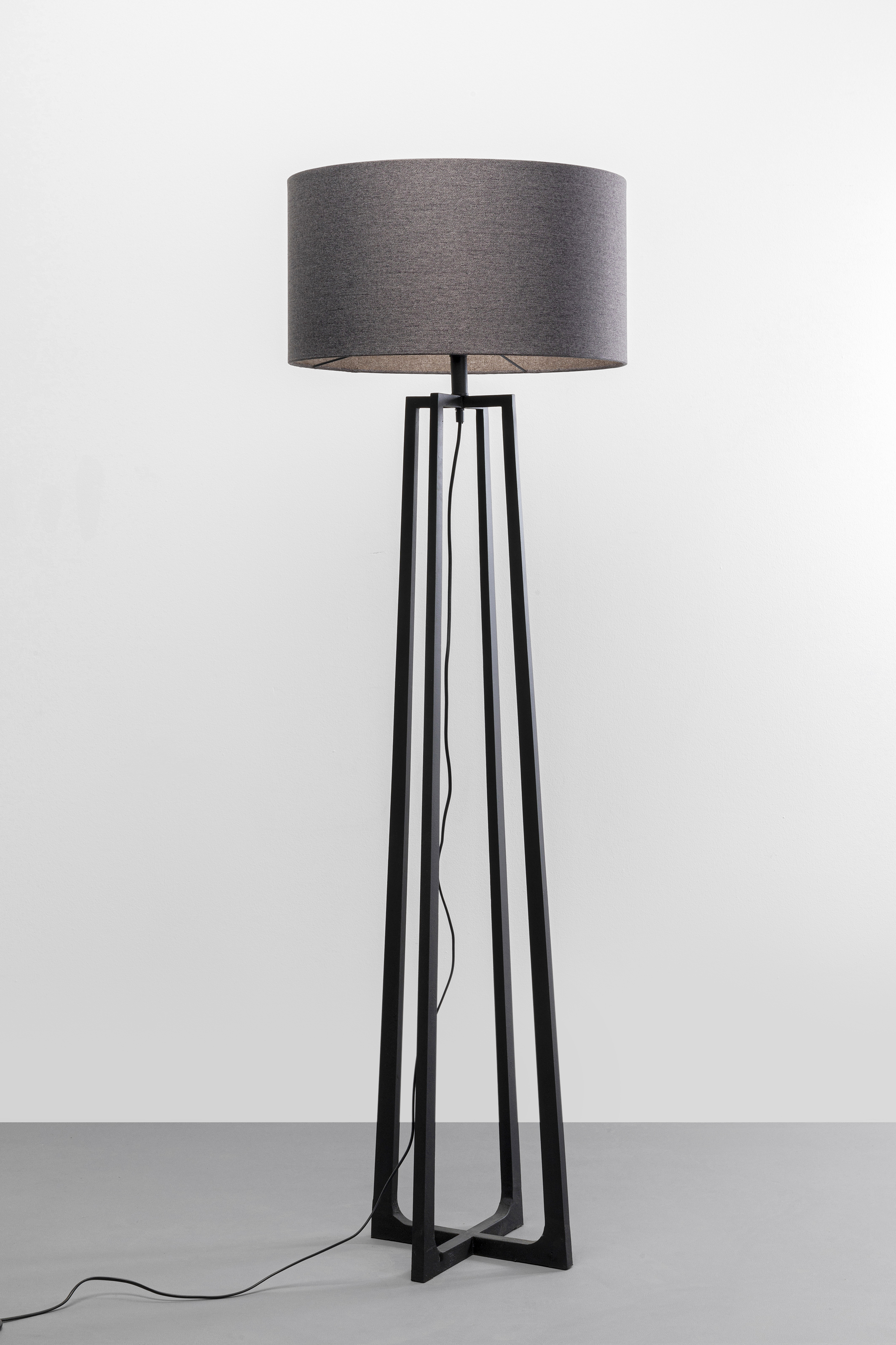 Stehleuchte Timon, schwarz - Leuchten