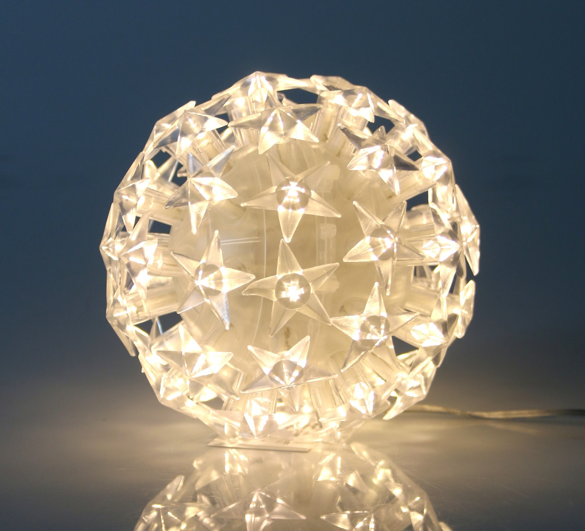 LED Kugel 50l - 12cm 8 Funktionen, IP 44 auch für aussen geeignet