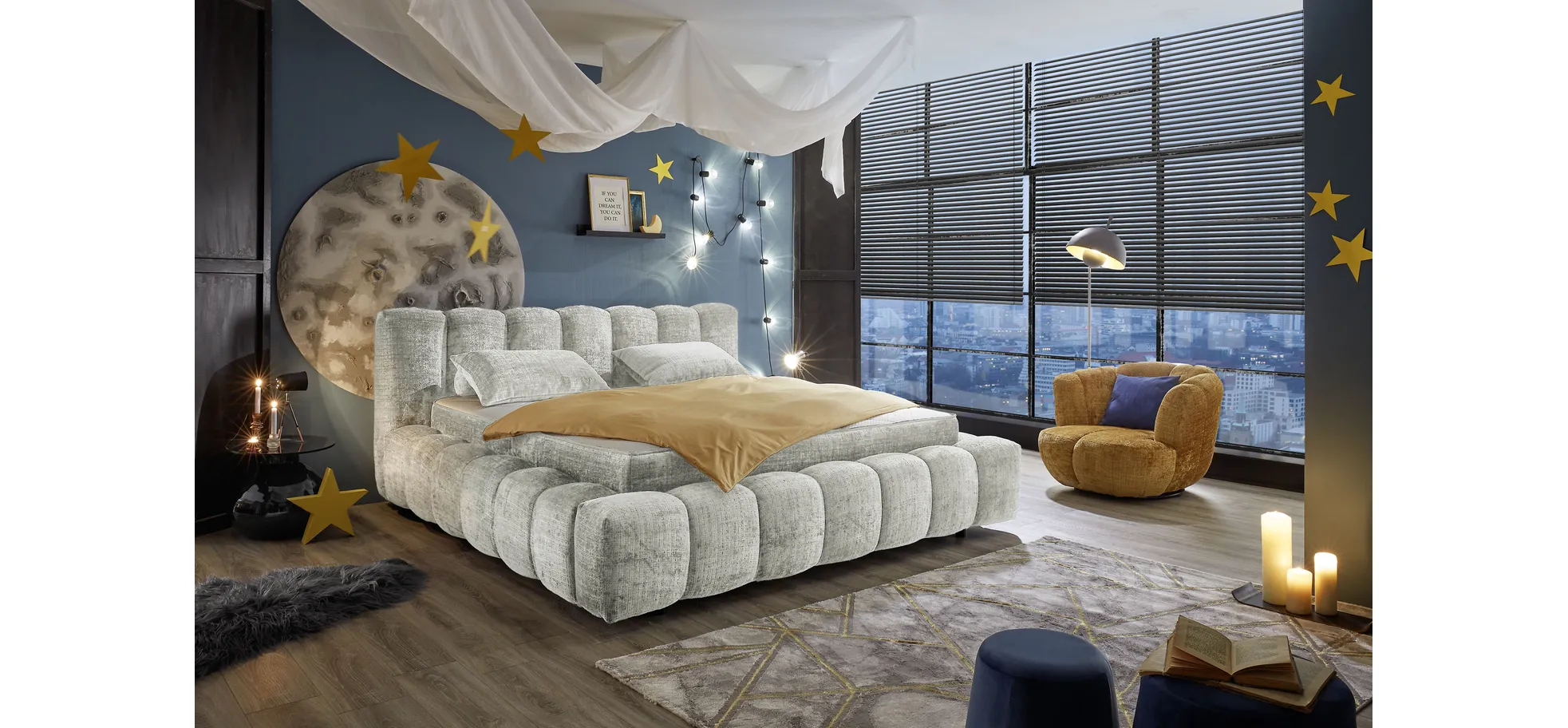 Drehsessel, goldfarben - Editha