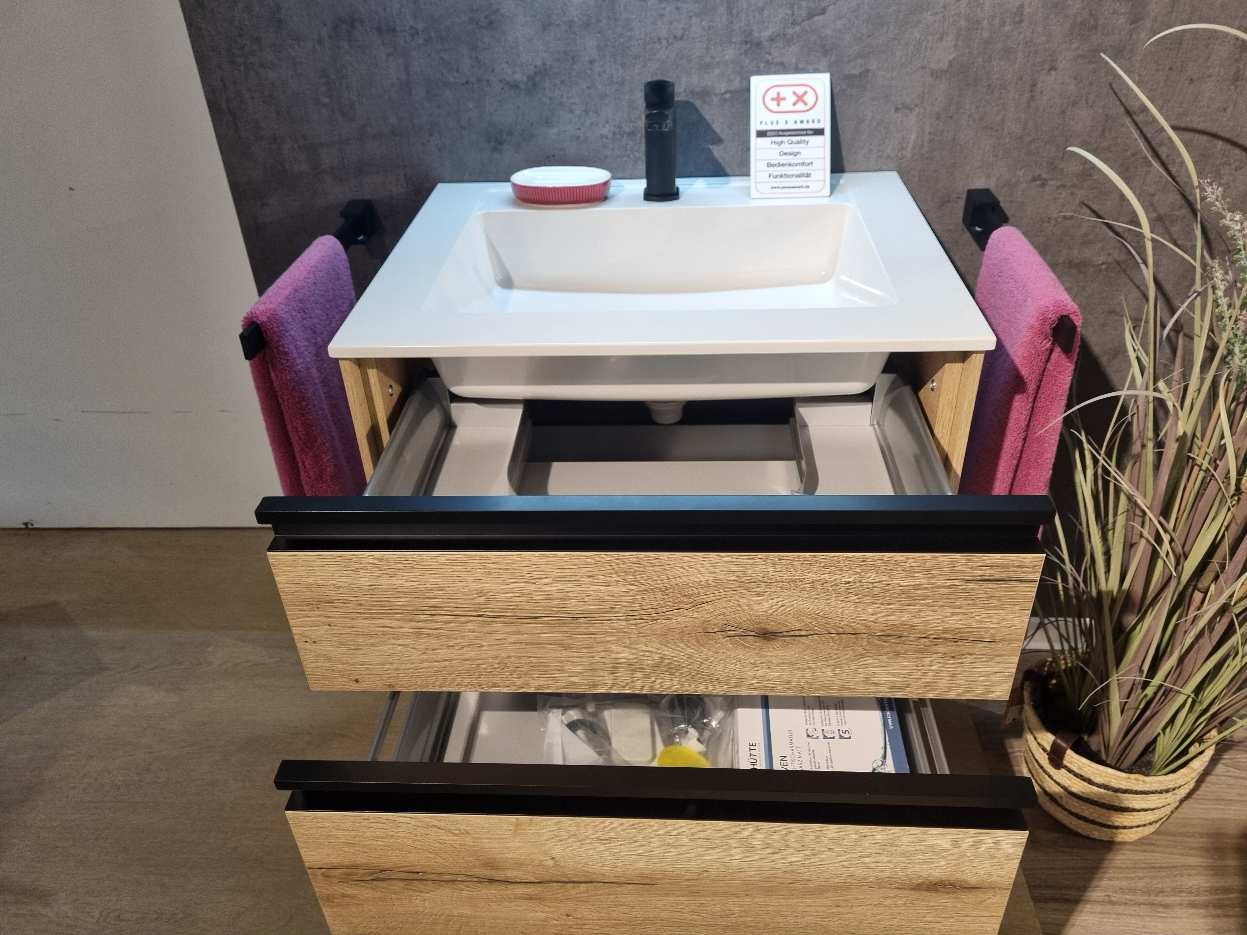 Waschtischkomibination, Eiche Nachbildung - New Xpression