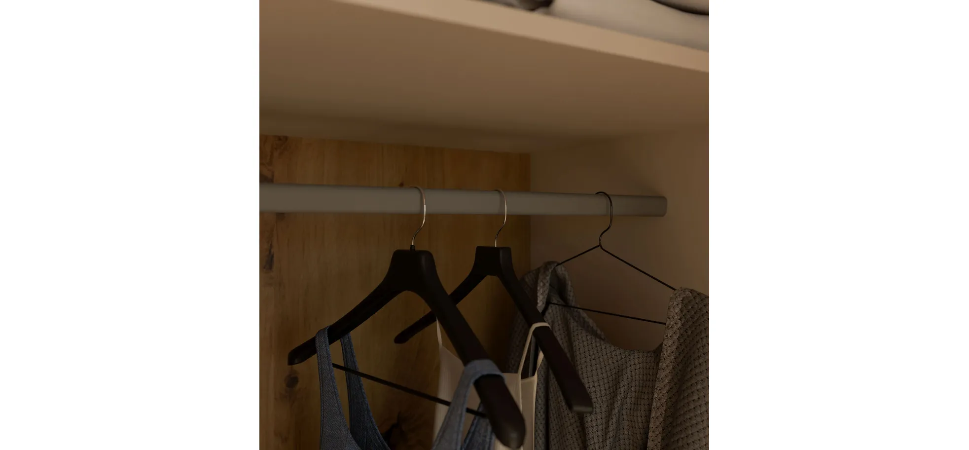 Drehtürenschrank, Dekor sand - Fathie