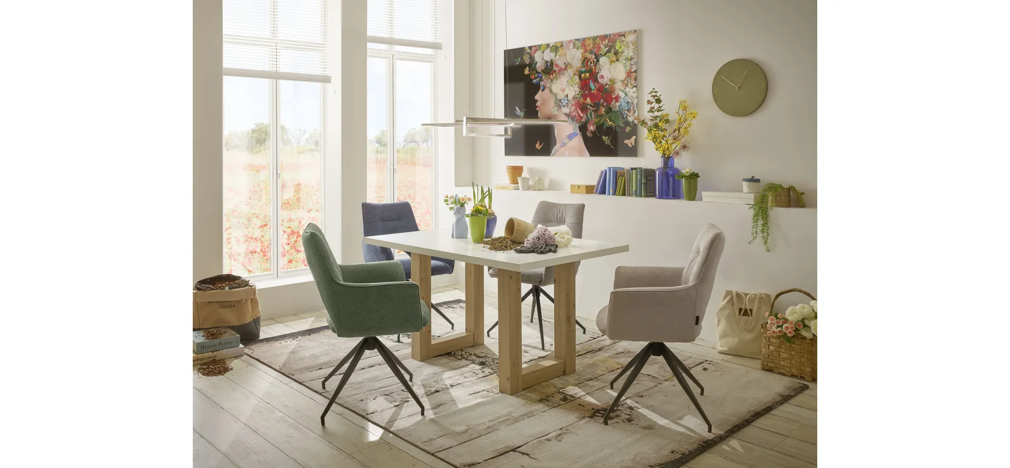 Vierfußstuhl mit Armlehnen, blau - Maleen