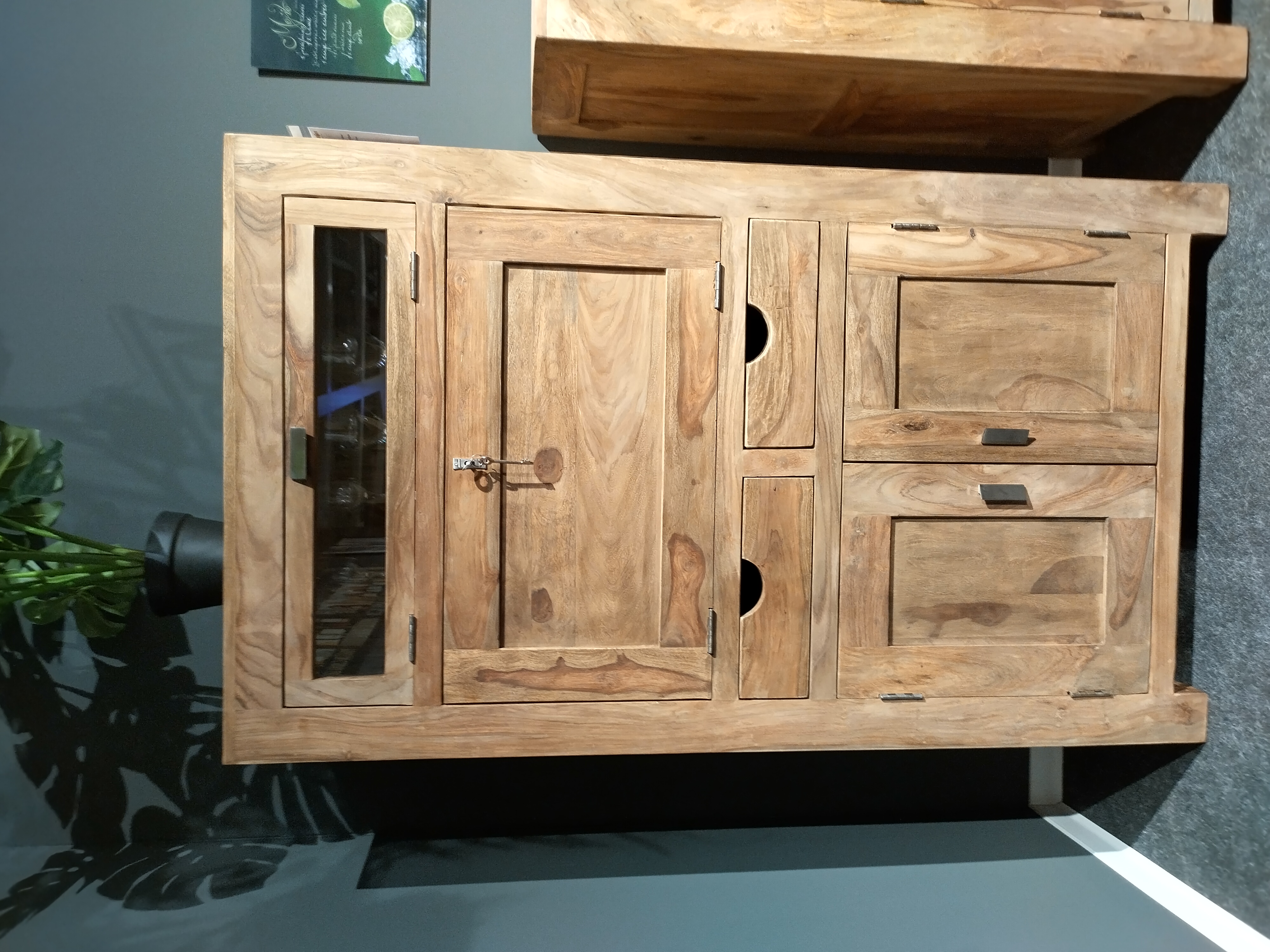 Barschrank, Holz Shisham natur - YOGA