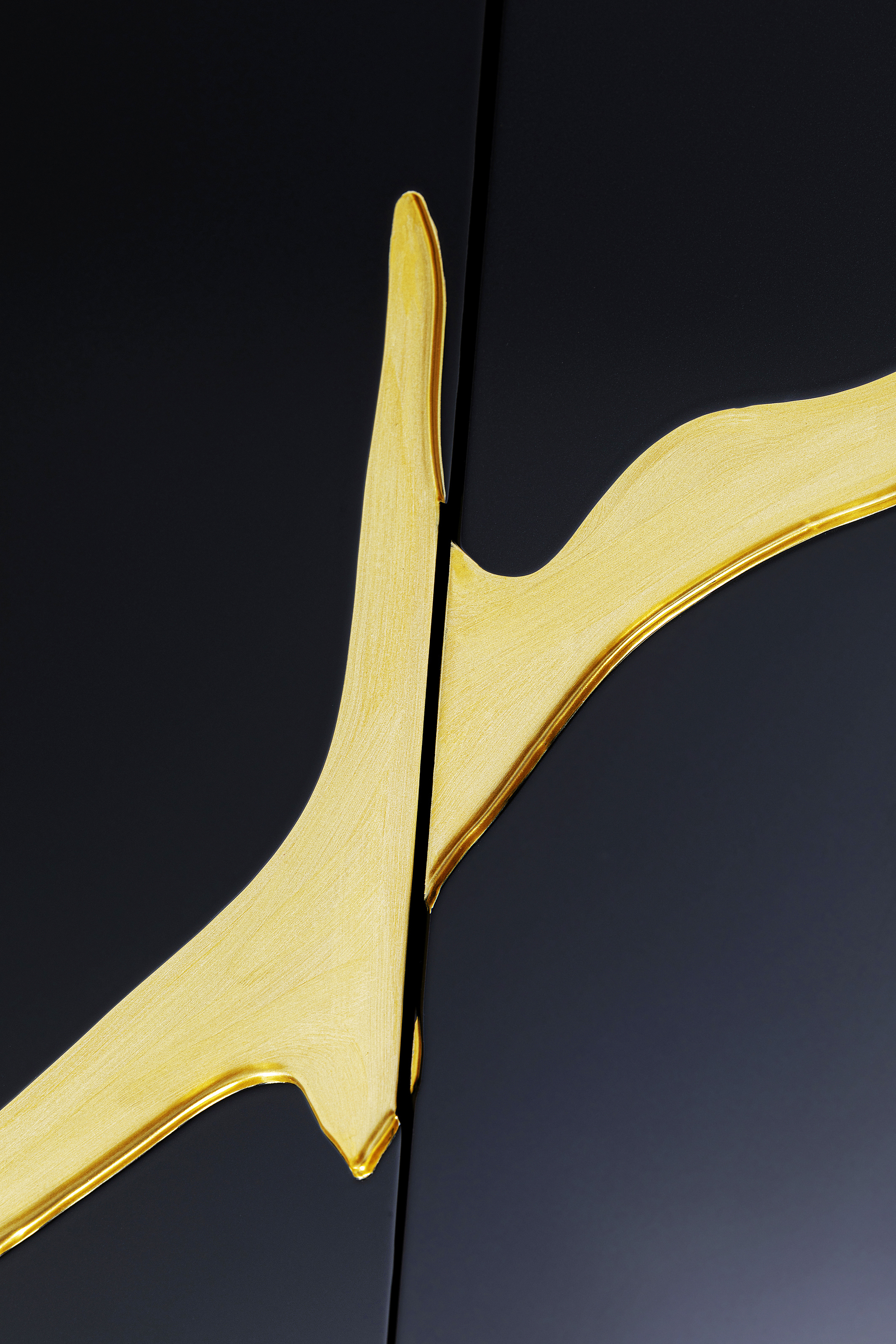 Sideboard, schwarz/gold, 4 Türen - Cracked