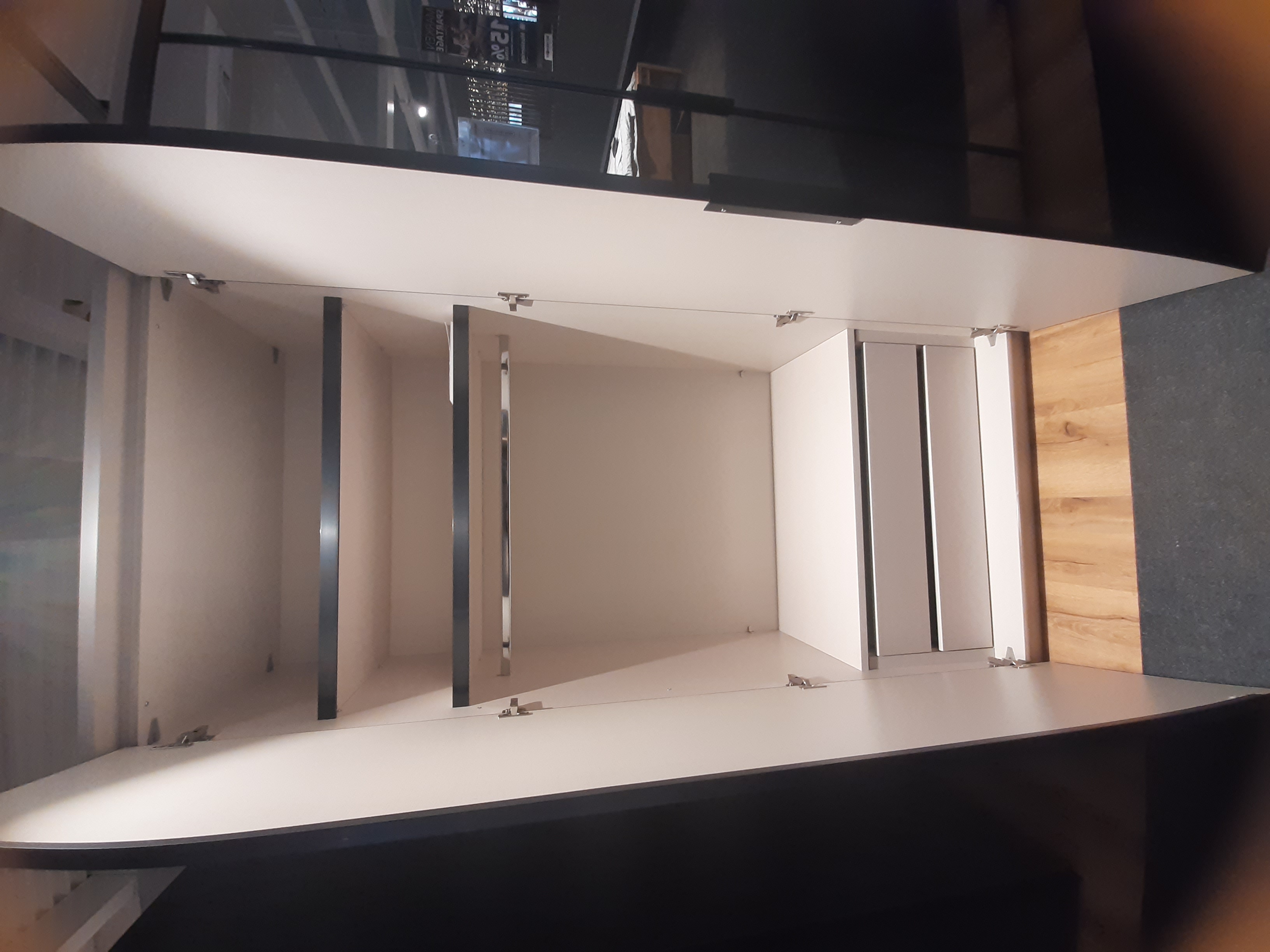 Drehtürenschrank 6 türig, Korpus Sand - Covelo