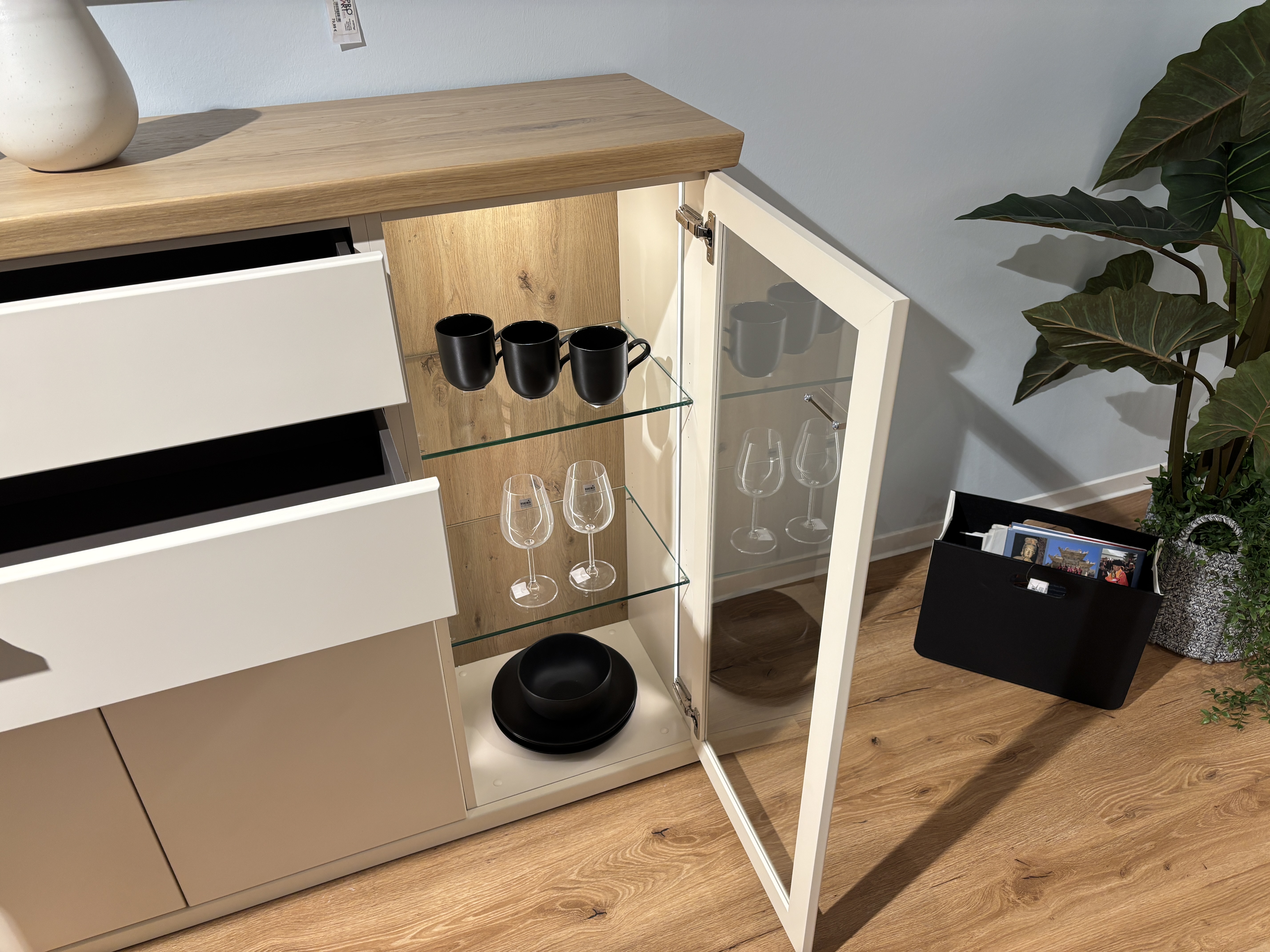 Highboard, Lack crema - FRESNO