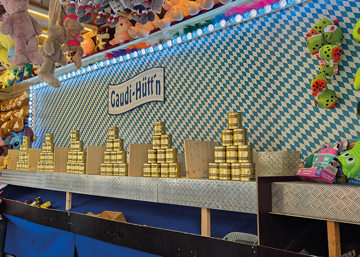 Winterfest Dosenwerfen