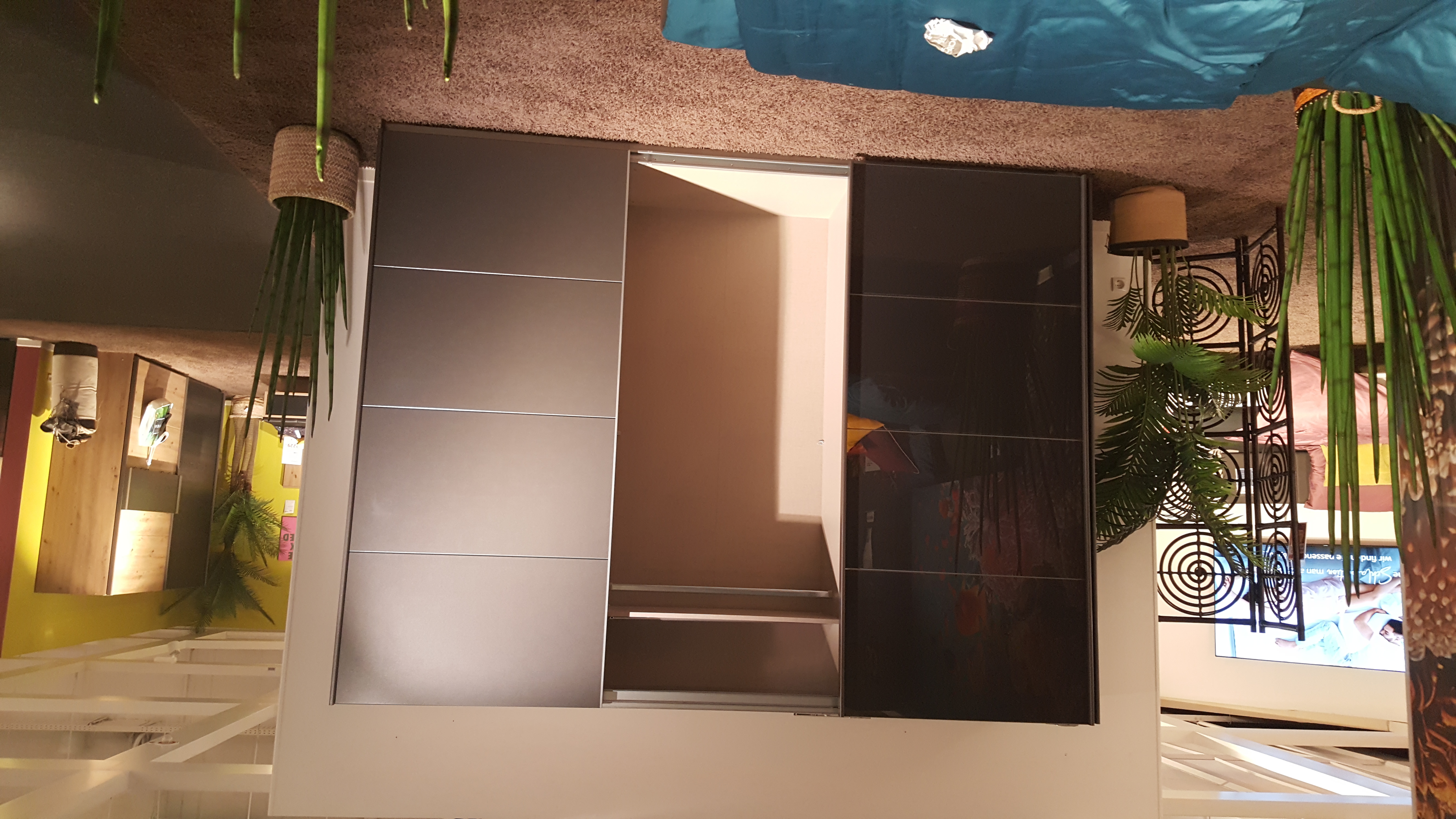 Schwebetürenschrank, Korpus, grau - Rivasa/Raila