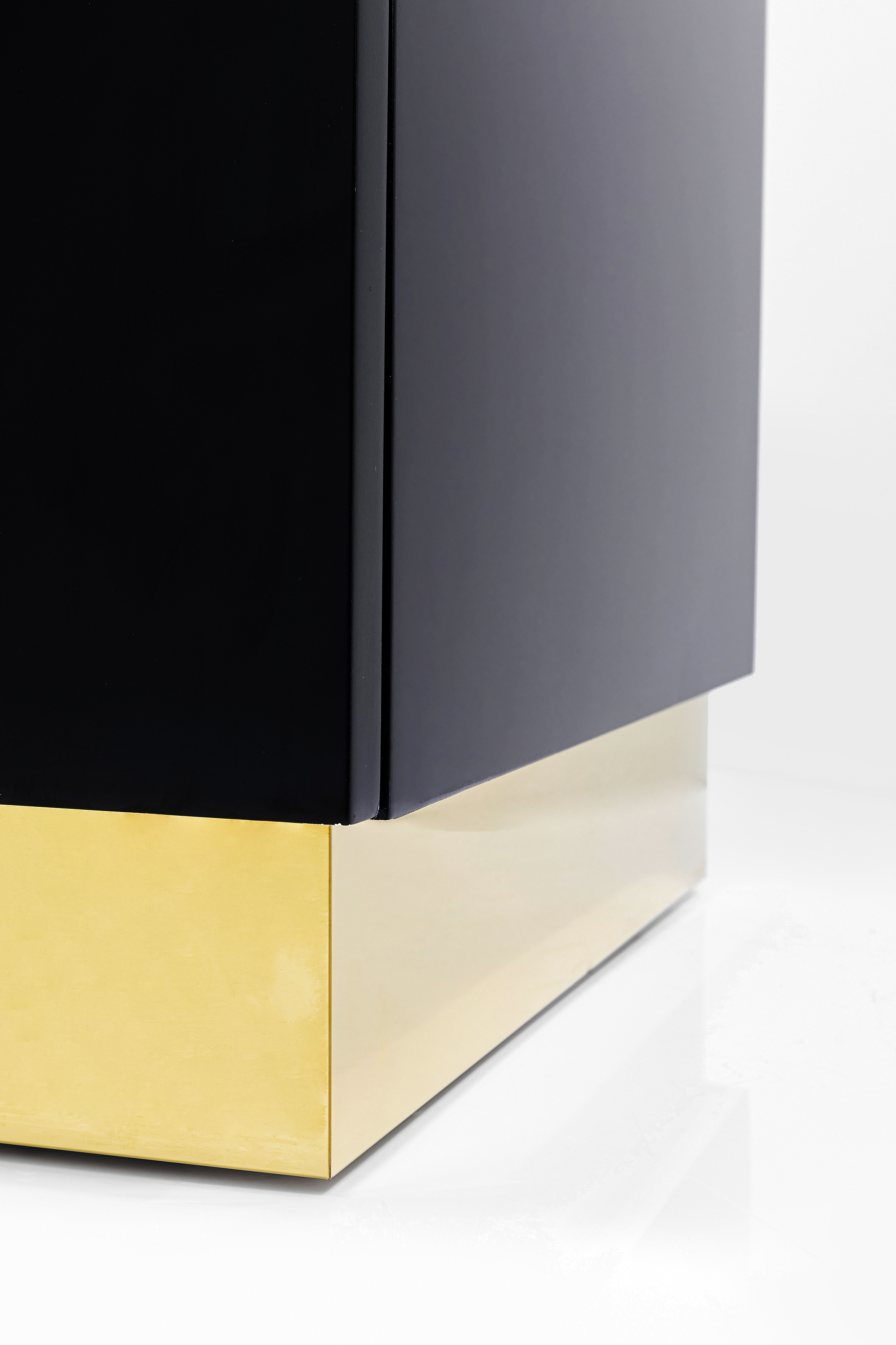 Sideboard, schwarz/gold, 4 Türen - Cracked