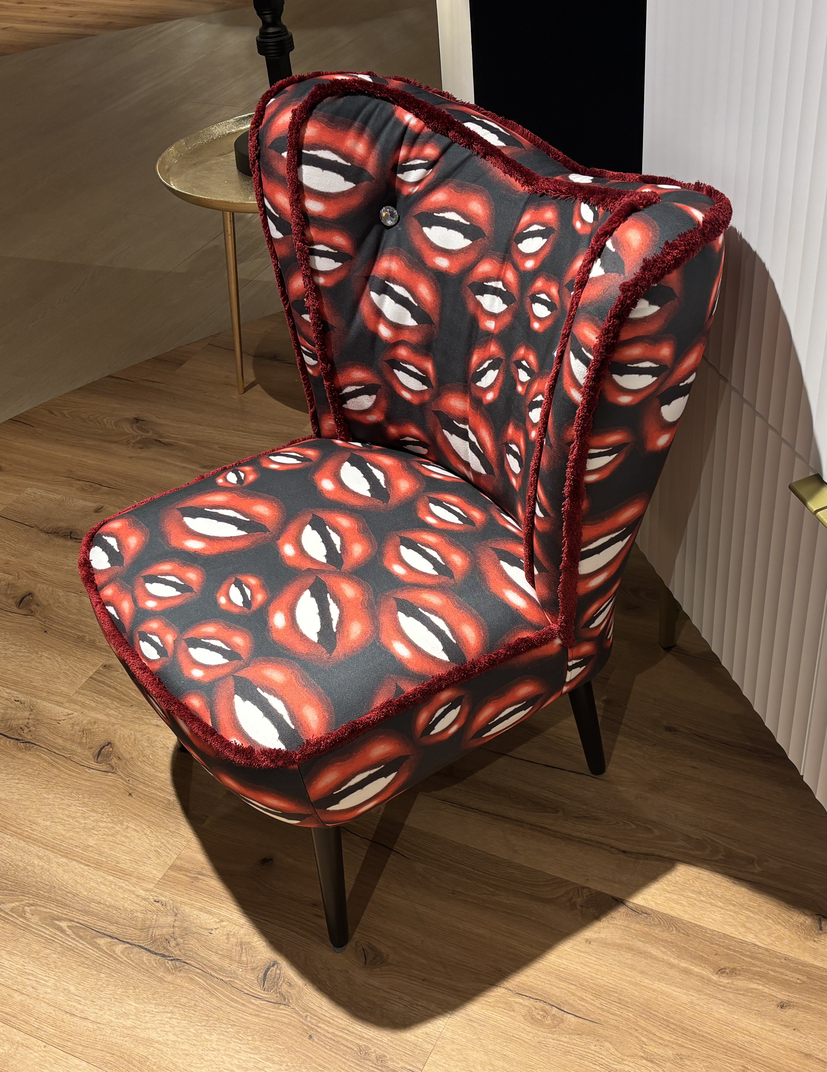 Einzelsessel, Bezug schwarz, Effile rot - Sanem