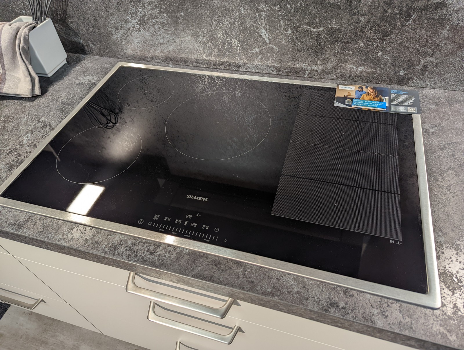 Musterküche 5054 - Premium, Made in Germany