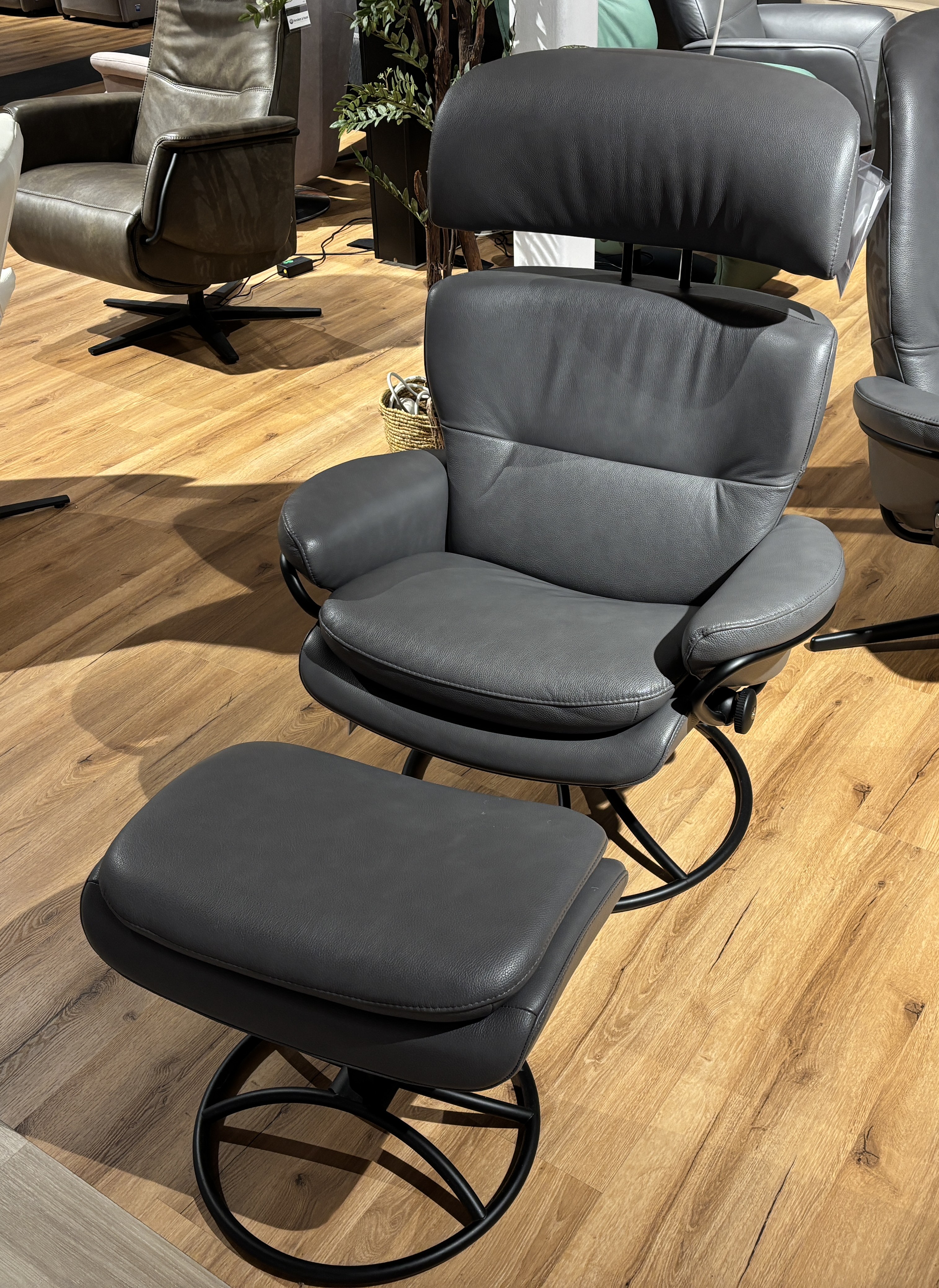 Sessel mit Hocker, Leder grey - Rome