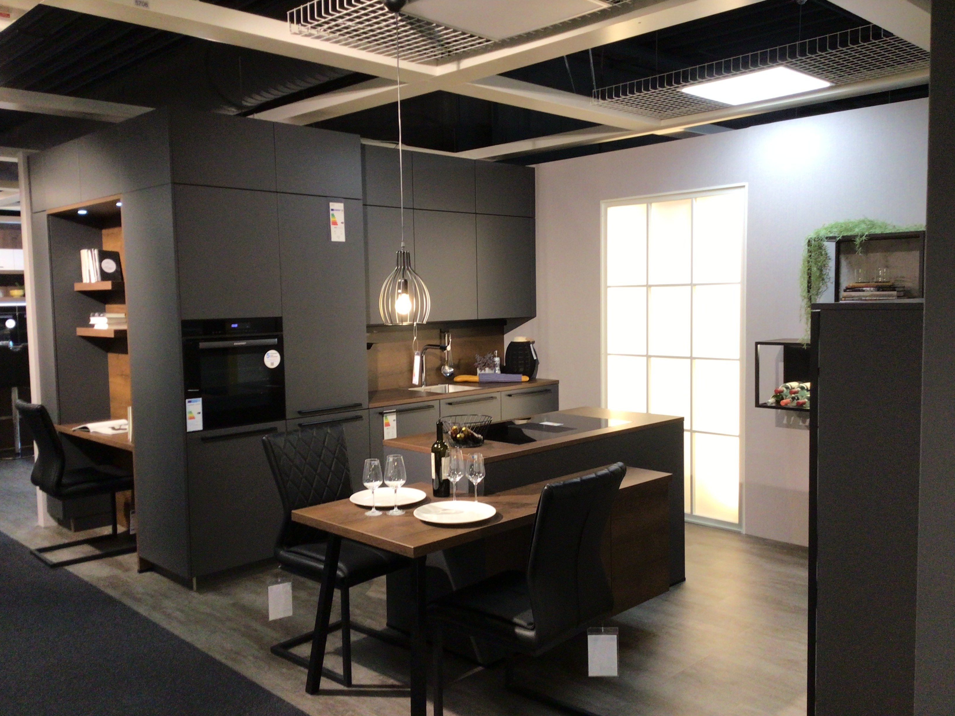 Musterküche 5708 - Premium. Made in Germany