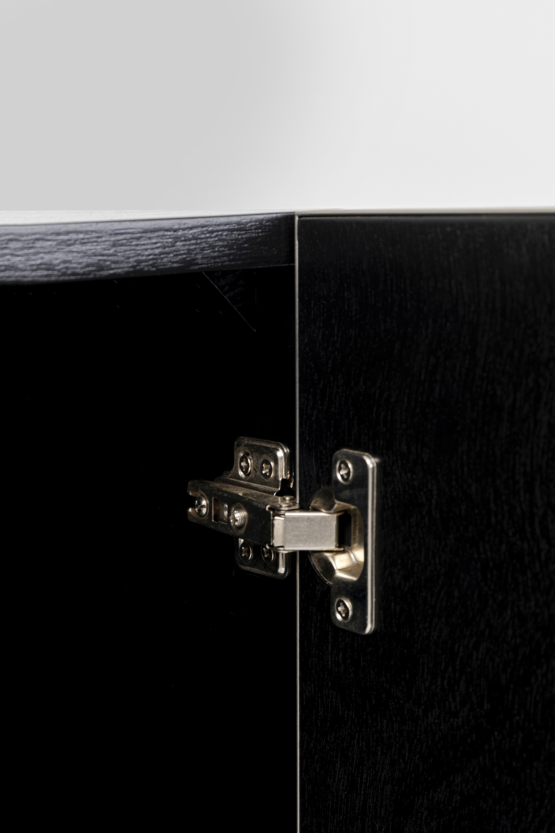 Sideboard Prezioso, Esche furniert, 4 Türen - Prezioso