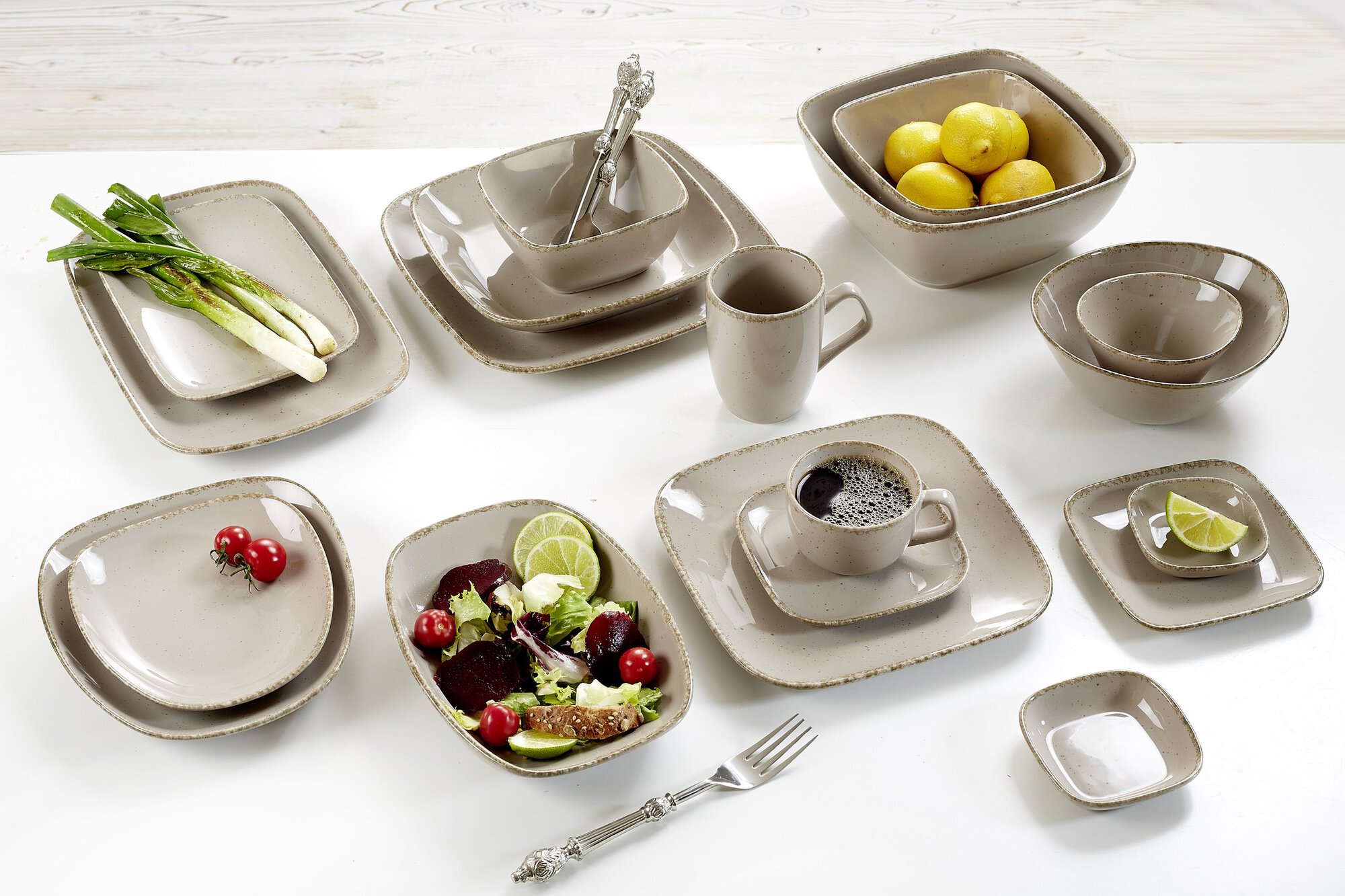 Henkelbecher Casa Grau 380 ml - Porzellan, spülmaschinenfest, rund, grau