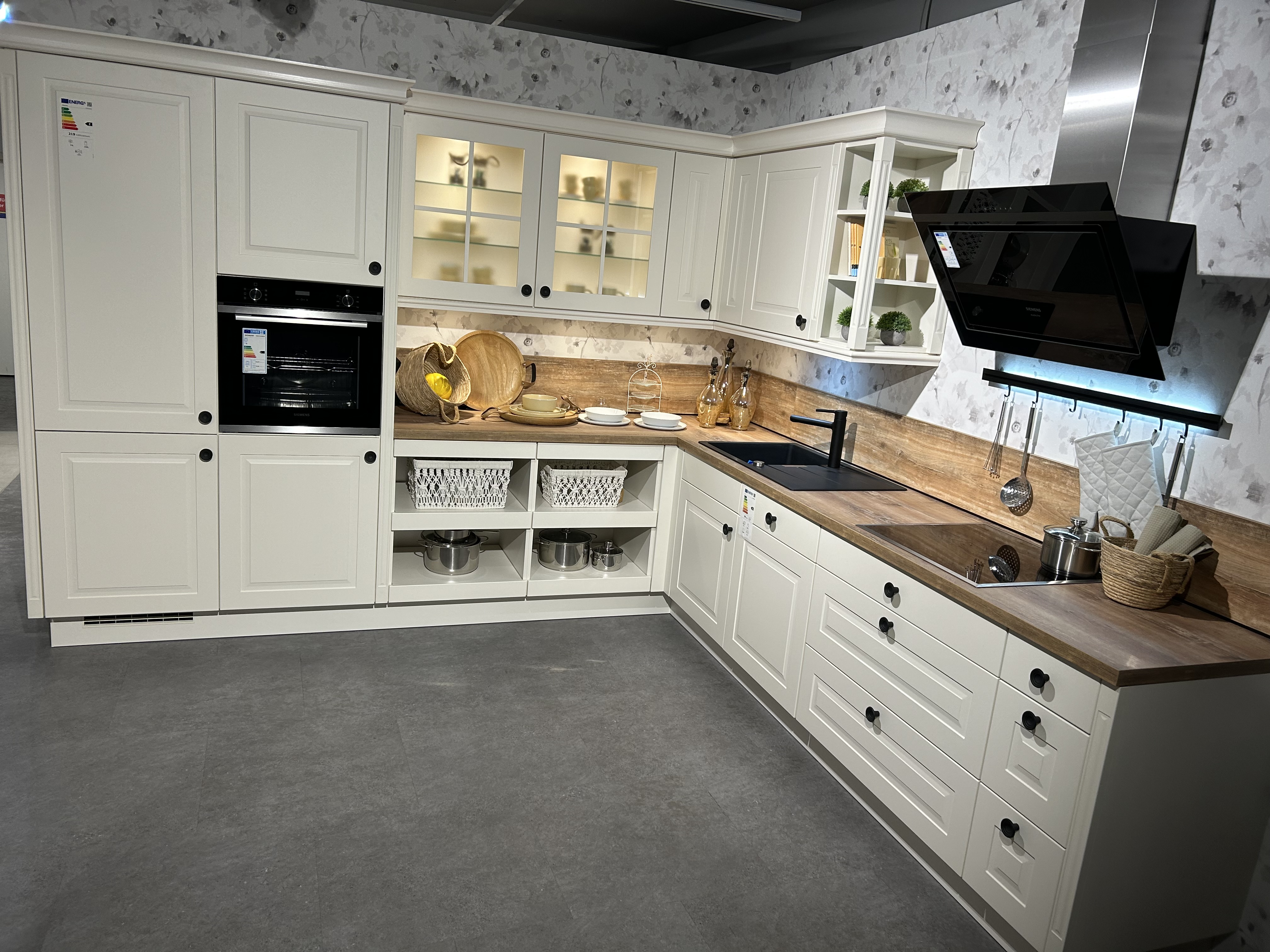 Musterküche 4144 - Premium, Made in Germany