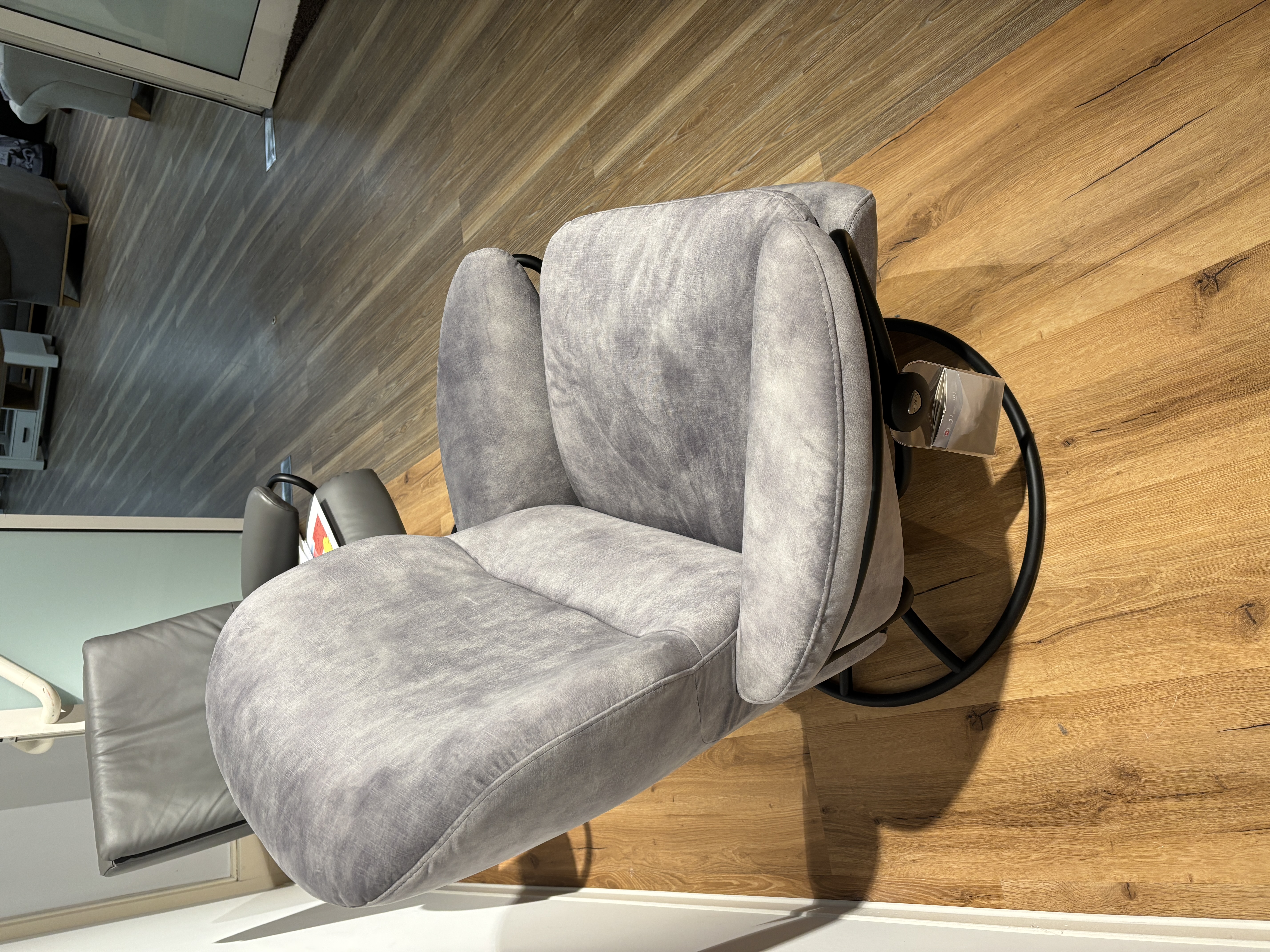 Sessel, Bezug light grey, Gestell schwarz - Rome