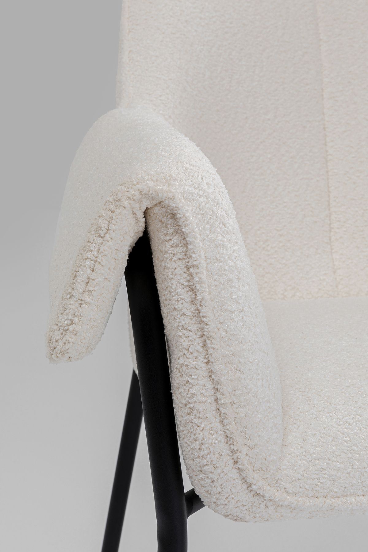 Vierfußstuhl mit Armlehnen Bess, creme - Bess